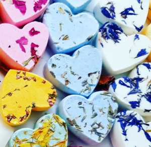 Natural Mini Heart Bath Bombs