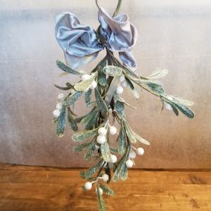 Mistletoe Swag