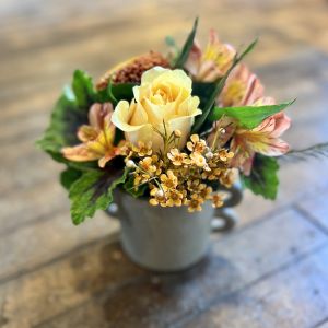 The Knox Petite Arrangement