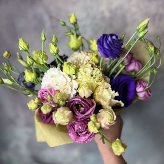 Fresh Pick: Lisianthus - Bouquet