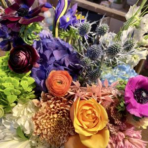 Designer's Choice - Bright and Vibrant Arrangement 